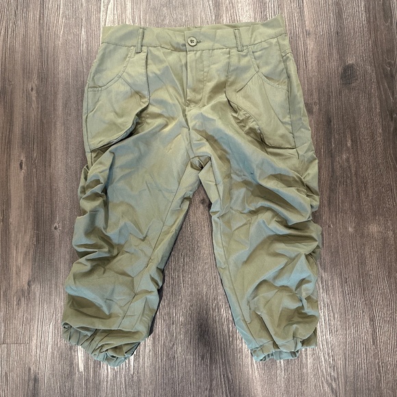 Capri Pants - S - Picture 1 of 4